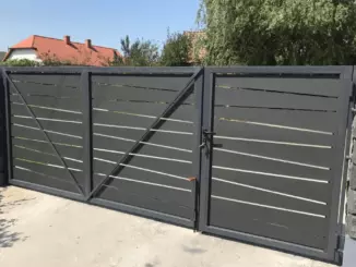 Купить металлические парканы в Луцке с удобной доставкой на ваш адрес