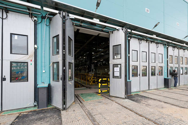 Преимущества скоростных рулонных ворот Dyntek во Владимире